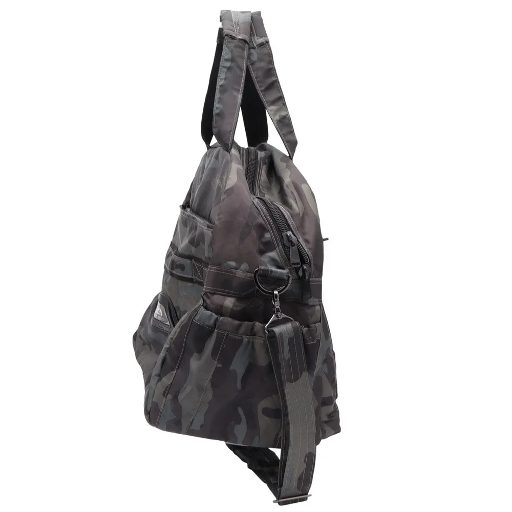 Lug Duffel Bag Unisex OS Boxer Camo Quilted Ventilated Shoe Pocket Excellent